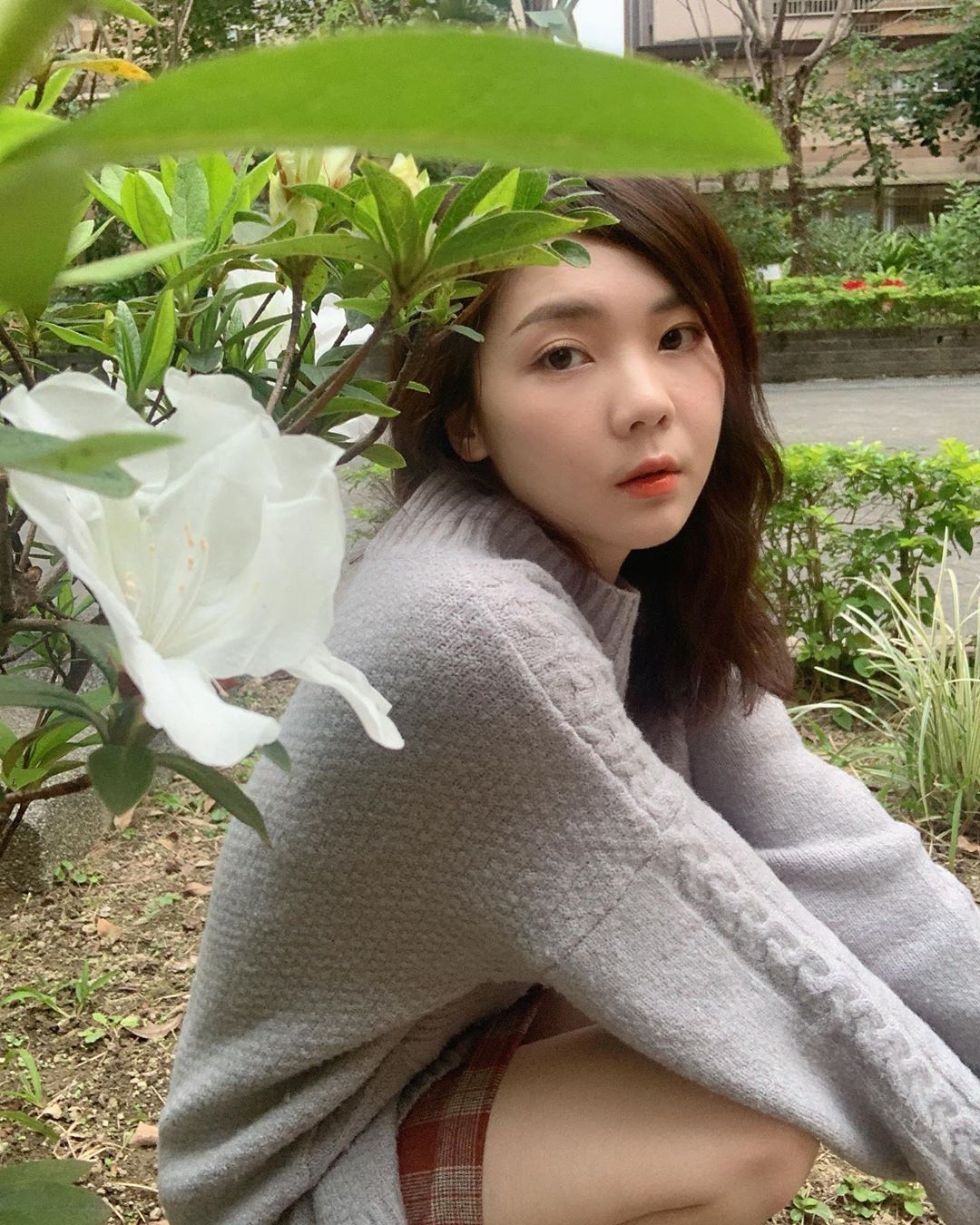 The beautiful face of the yellow ring was overturned for a second by electric dizziness.-第1章-图片19