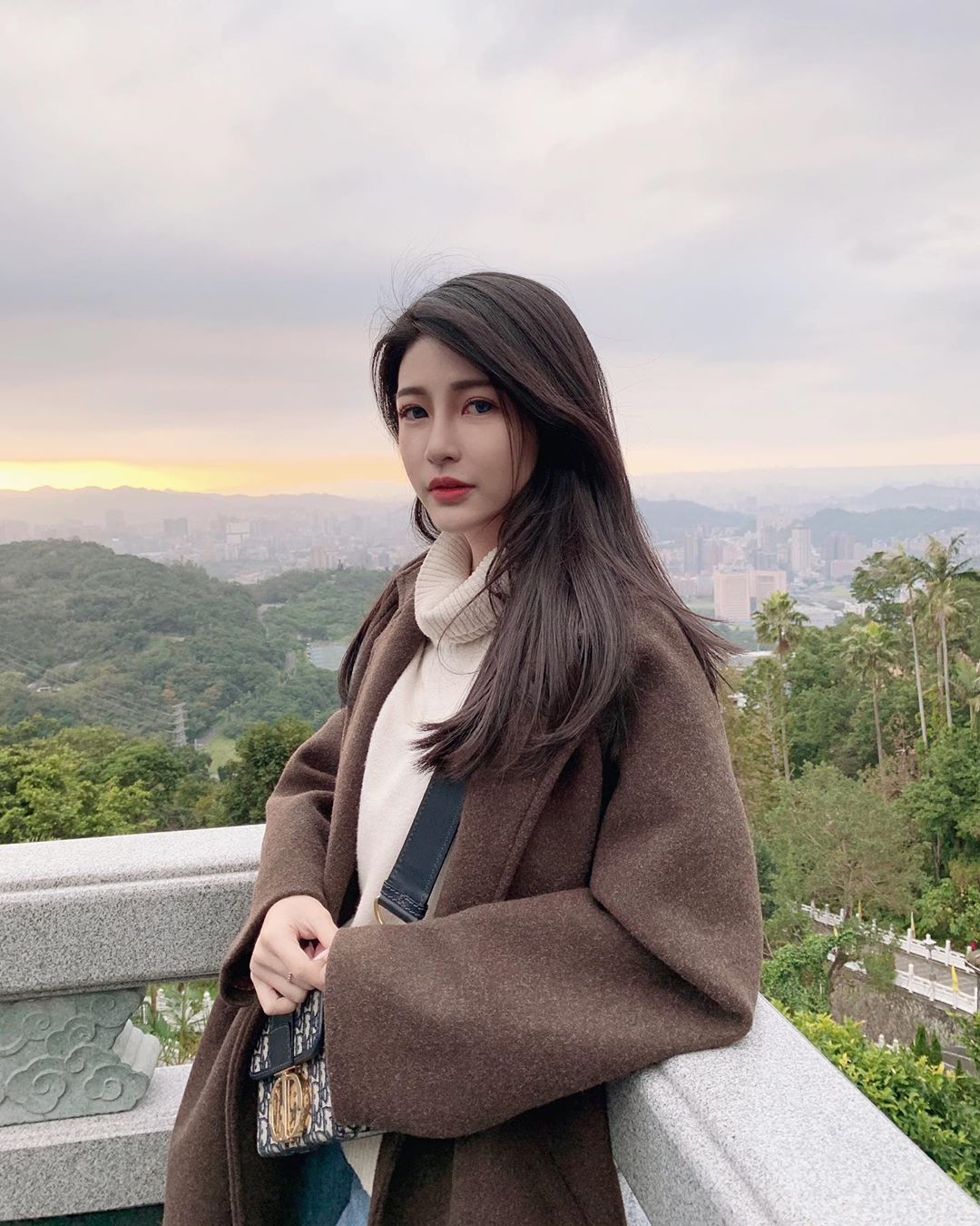 Momo is a thin and ugly body: nose blood.-第1章-图片2