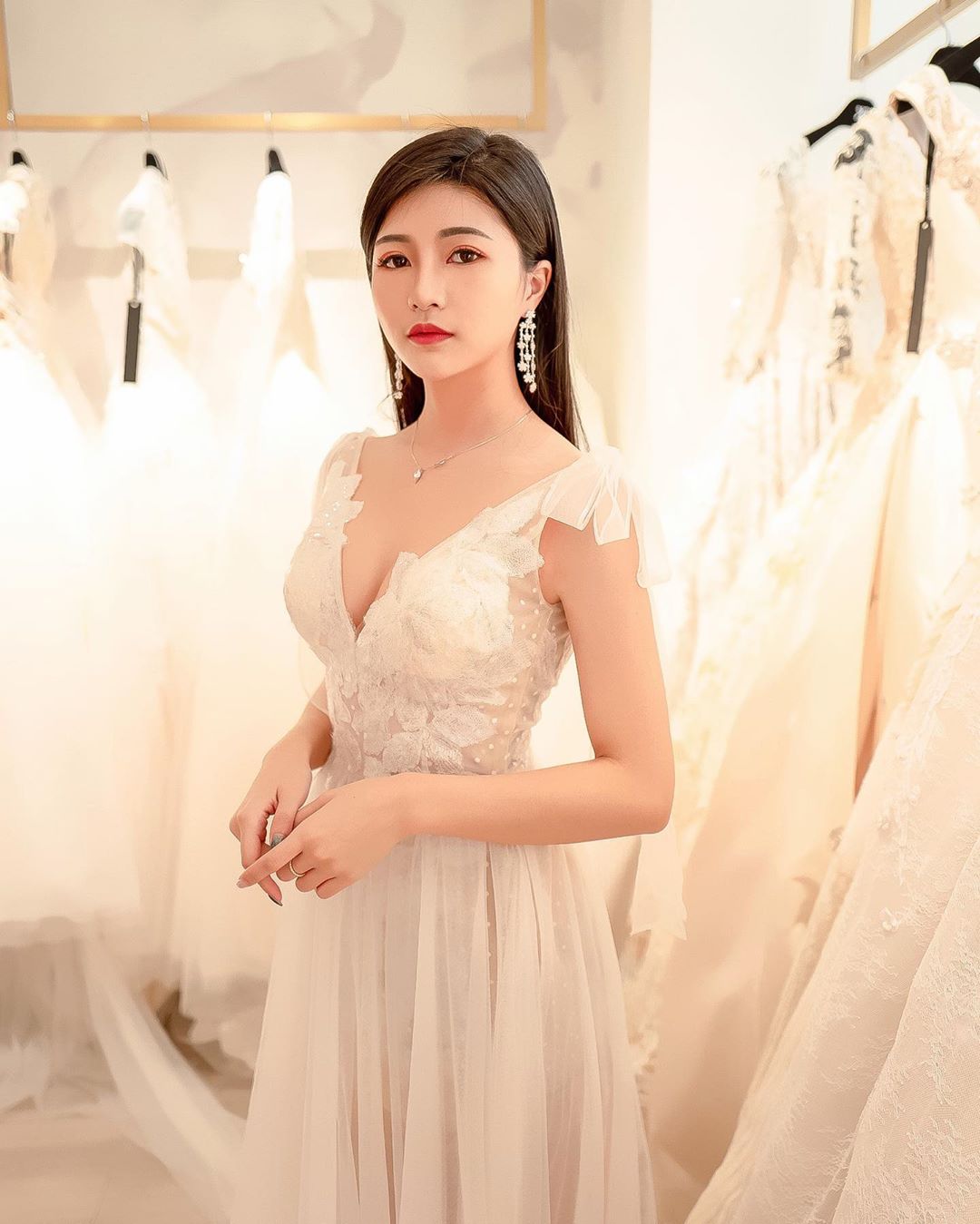 Momo is a thin and ugly body: nose blood.-第1章-图片4