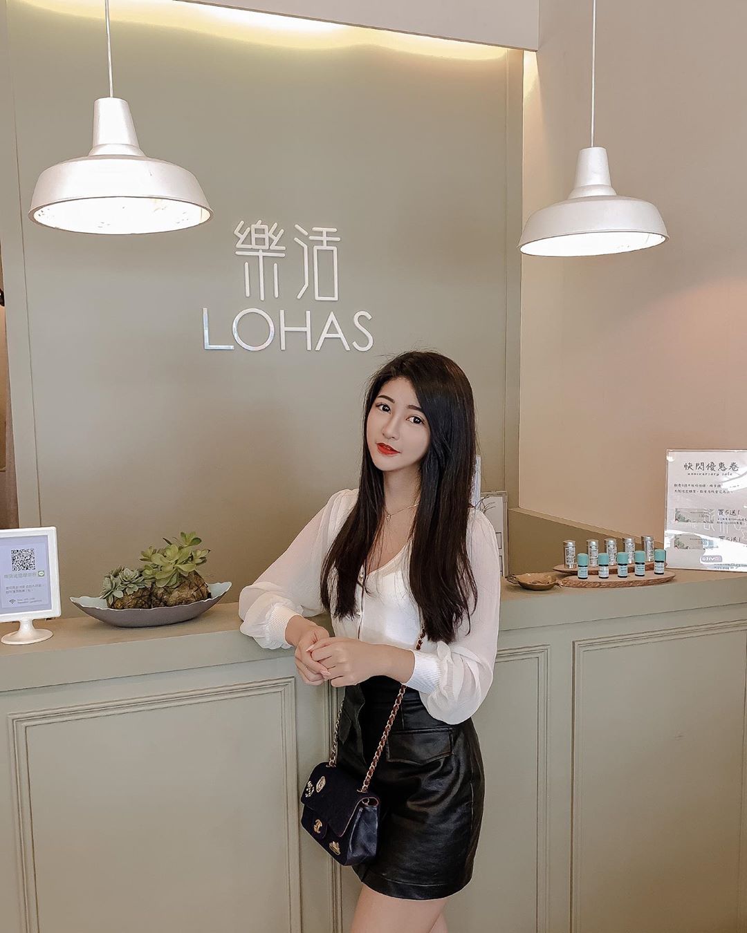 Momo is a thin and ugly body: nose blood.-第1章-图片18