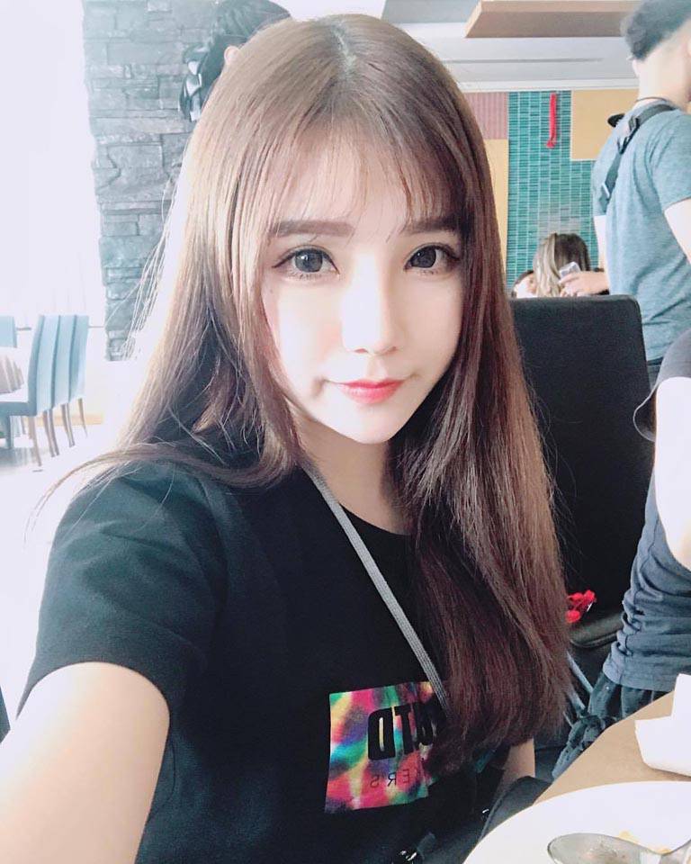 Hui Sun Pang 珊珊 大馬人氣網紅 不僅甜美還會唱歌-第1章-图片2