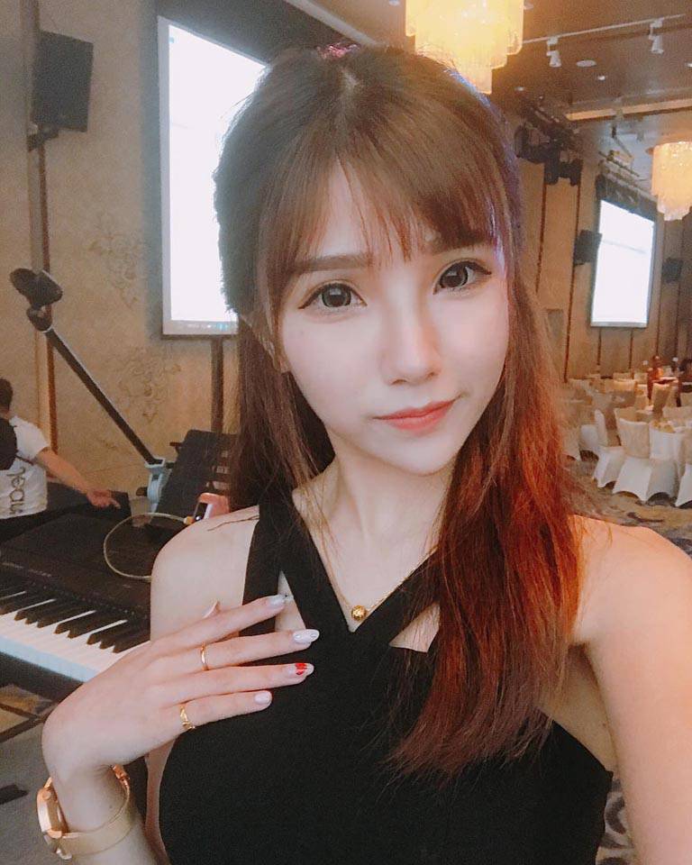 Hui Sun Pang 珊珊 大馬人氣網紅 不僅甜美還會唱歌-第1章-图片9