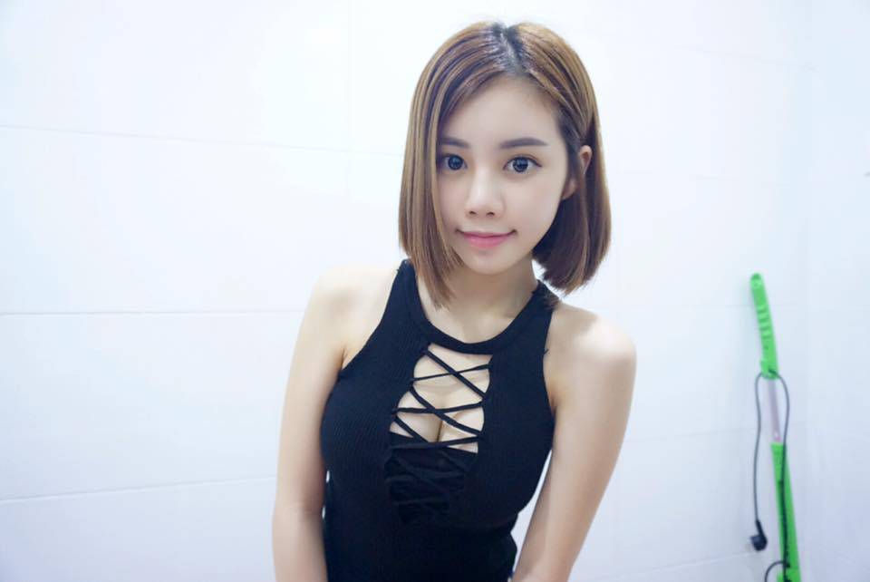 吳翠媚 大馬超甜美小隻馬網紅 好令人瘋狂-第1章-图片4