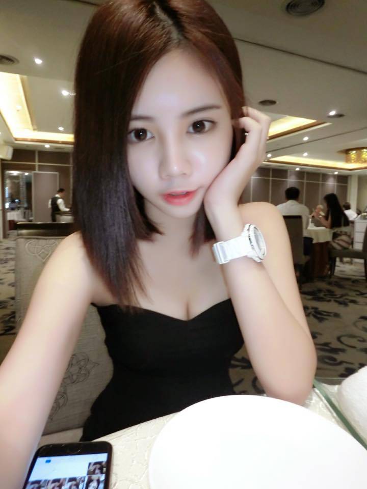 吳翠媚 大馬超甜美小隻馬網紅 好令人瘋狂