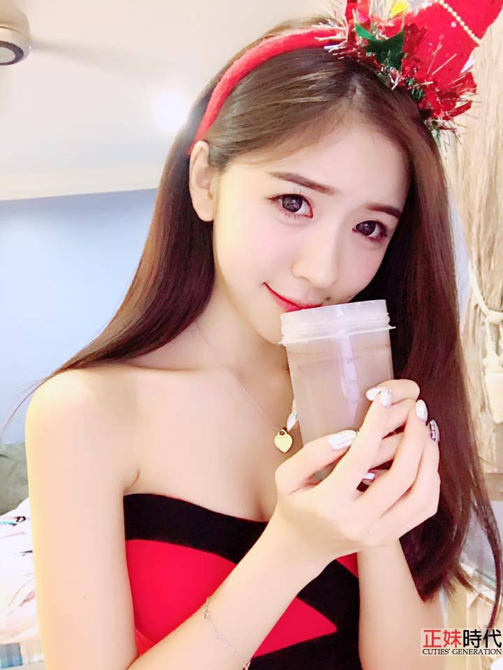 張安琪 Chong Anqi 兇兇極品網美無辜眼神秒殺網友-第1章-图片9