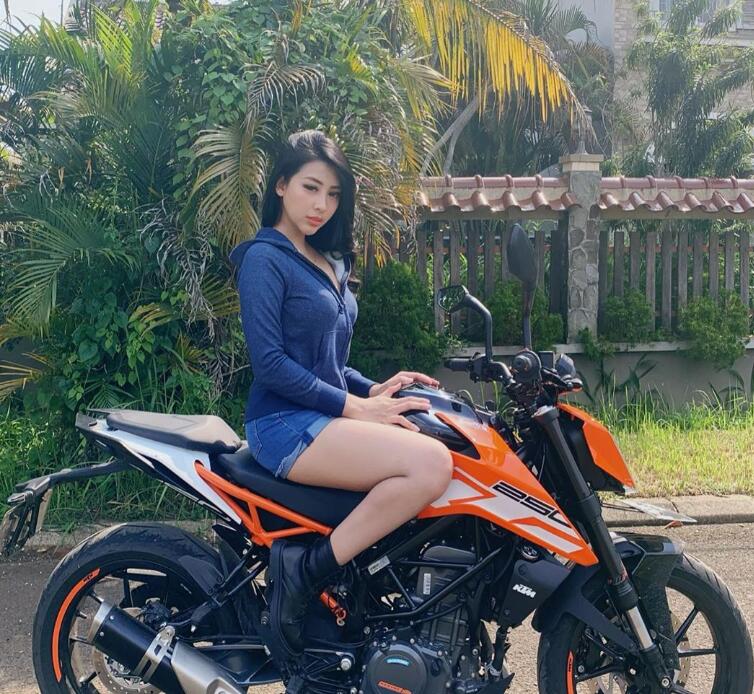 印尼正妹濃眉大眼 女騎士高速路94狂-第1章-图片12