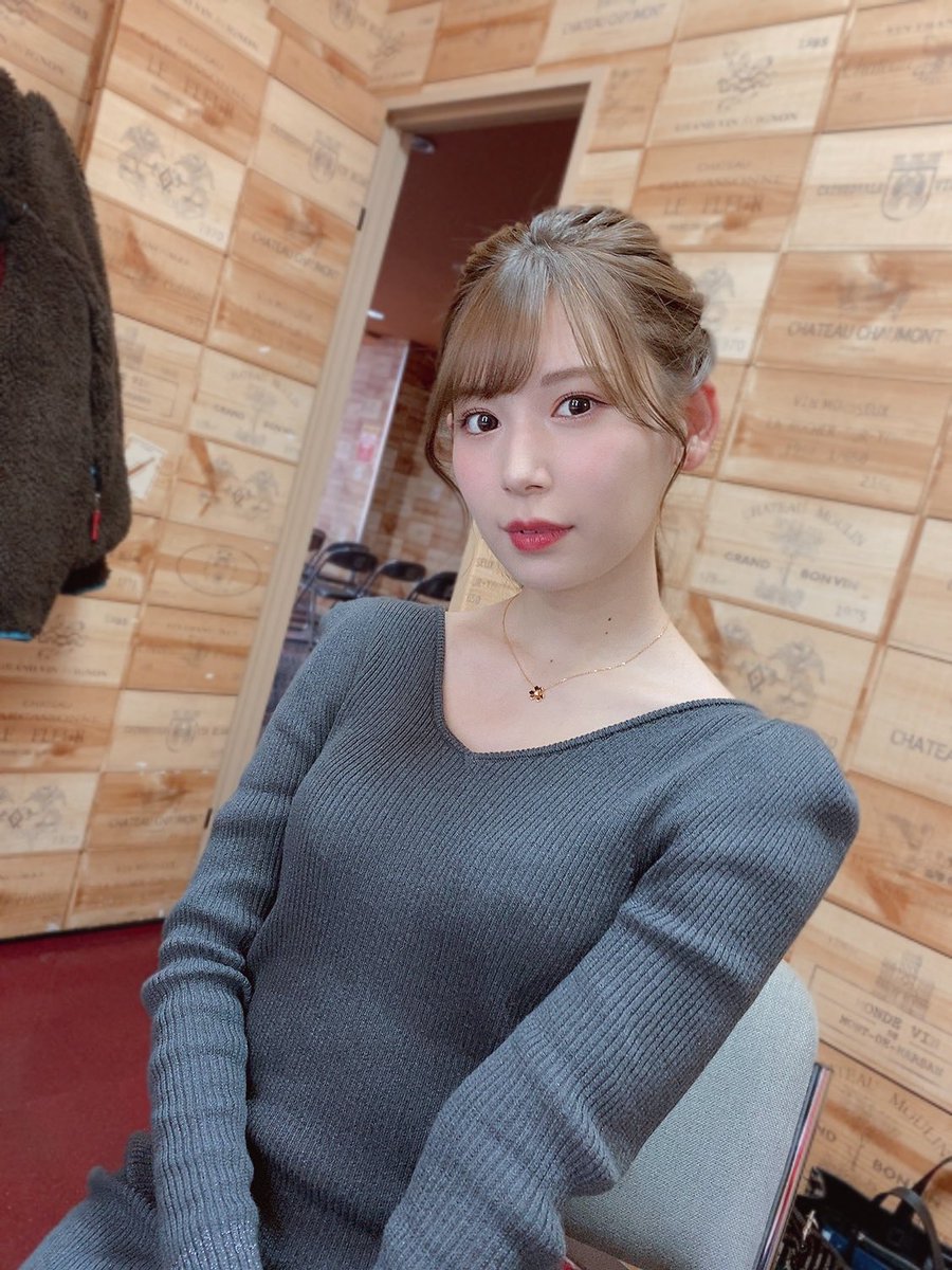 「她」當AV女優沒巨乳豐臀 靠零死角臉蛋大爆紅-第1章-图片27