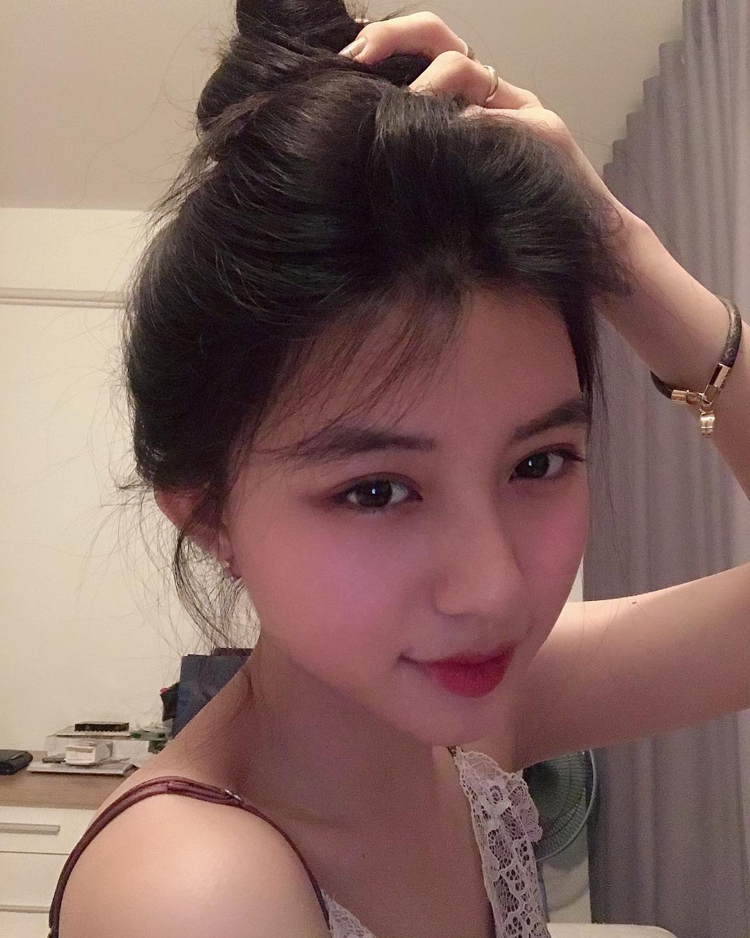 越南網紅被網友直呼顏值太逆天-第1章-图片2