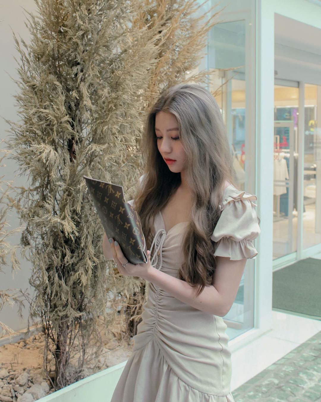 越南網紅被網友直呼顏值太逆天-第1章-图片7