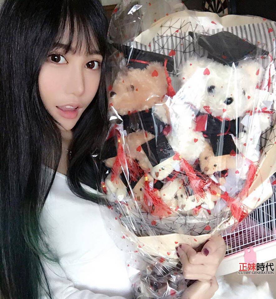 Umie 超萌香港正妹 真的好像洋娃娃喔-第1章-图片3