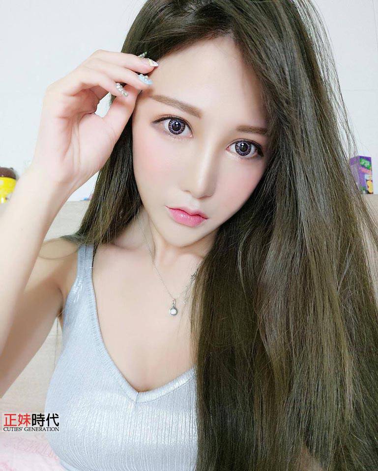 Umie 超萌香港正妹 真的好像洋娃娃喔-第1章-图片7