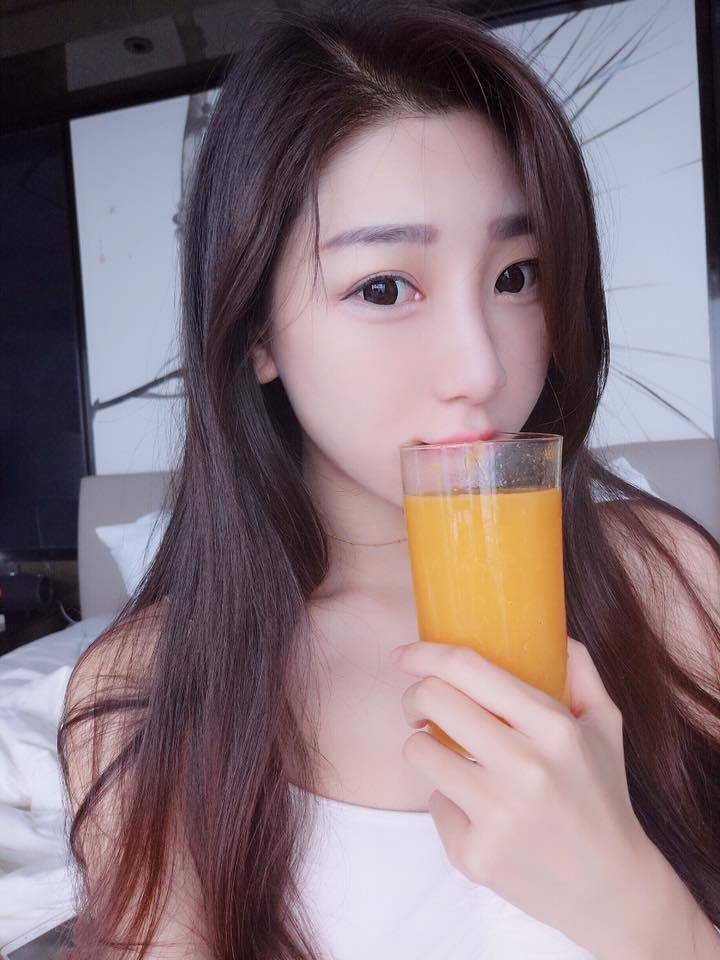 謝芷蕙 Cammi Tse 好甜美的長腿模特兒-第1章-图片12
