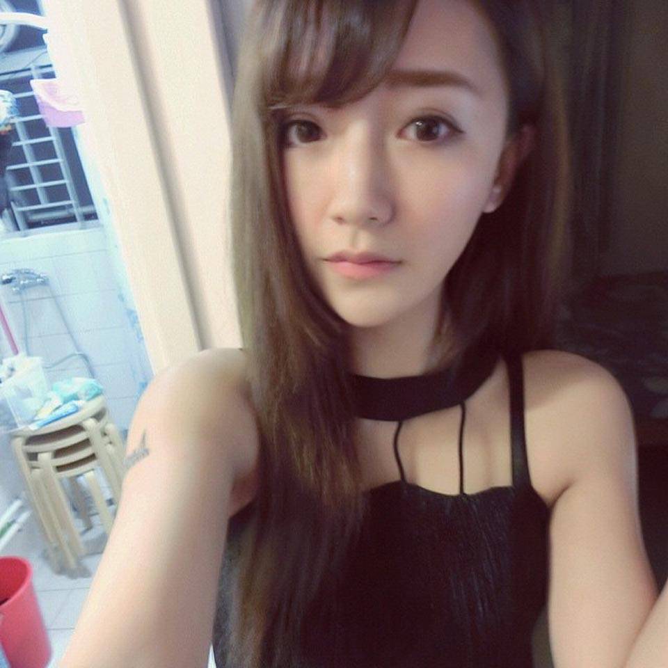 寧寧 Ning Ning 好甜美的大眼香港正妹-第1章-图片9
