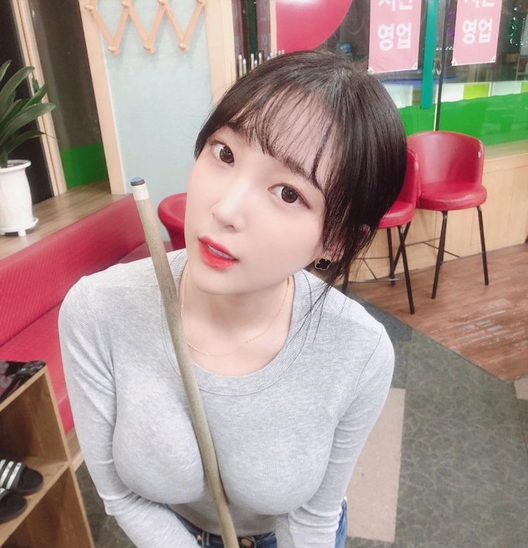 沙發上的超胸妹...啊嘶！～姜仁卿（강인경）-第1章-图片14