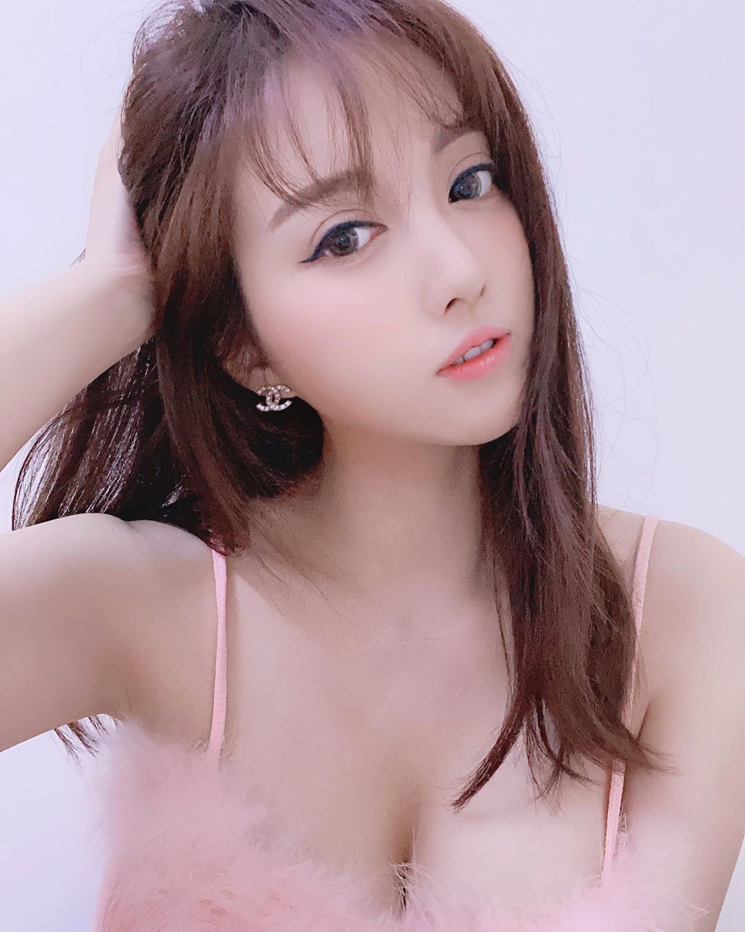 香港知名模特兒 歐詠怡-第1章-图片1