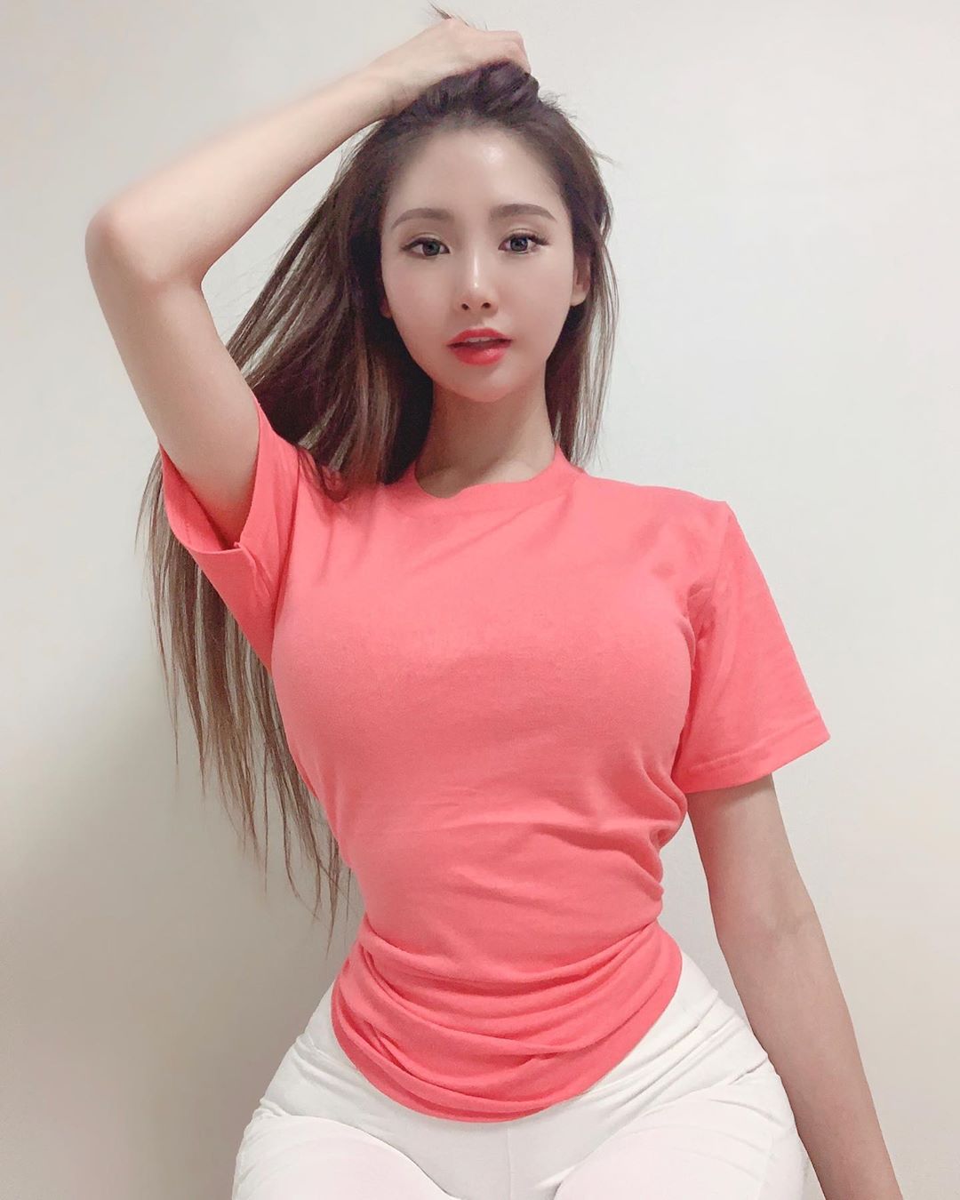 《運動背心女韓妹》韓國健身正妹那個腹肌好正點-第1章-图片6