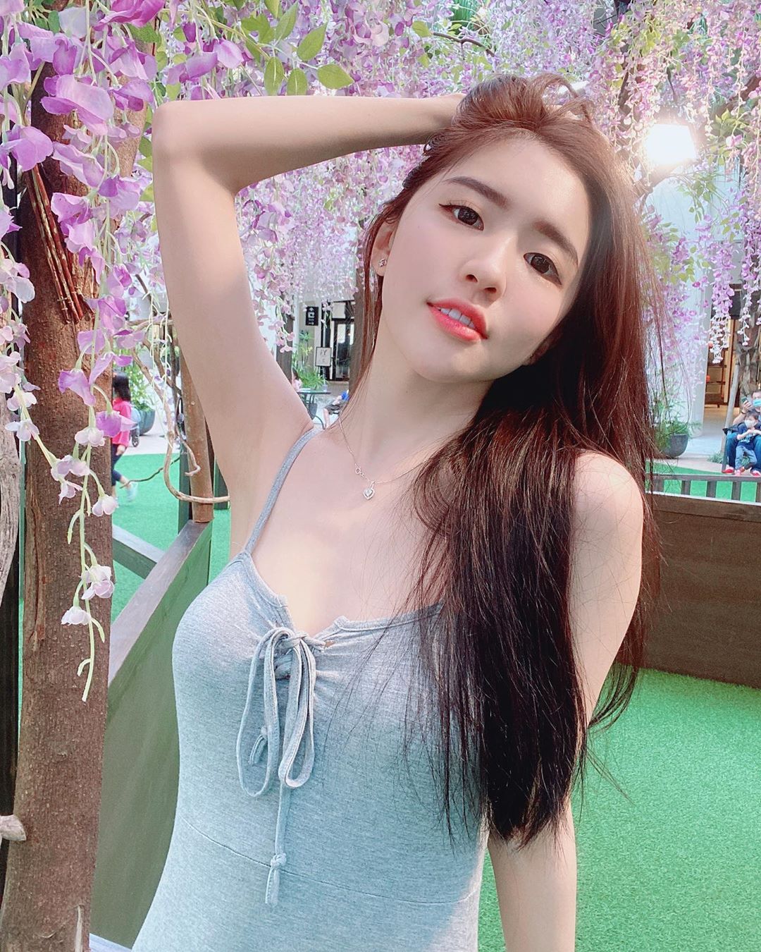 大馬女神張安琪露齒甜笑問︰「你喜歡喝椰子水嗎？」-第1章-图片8