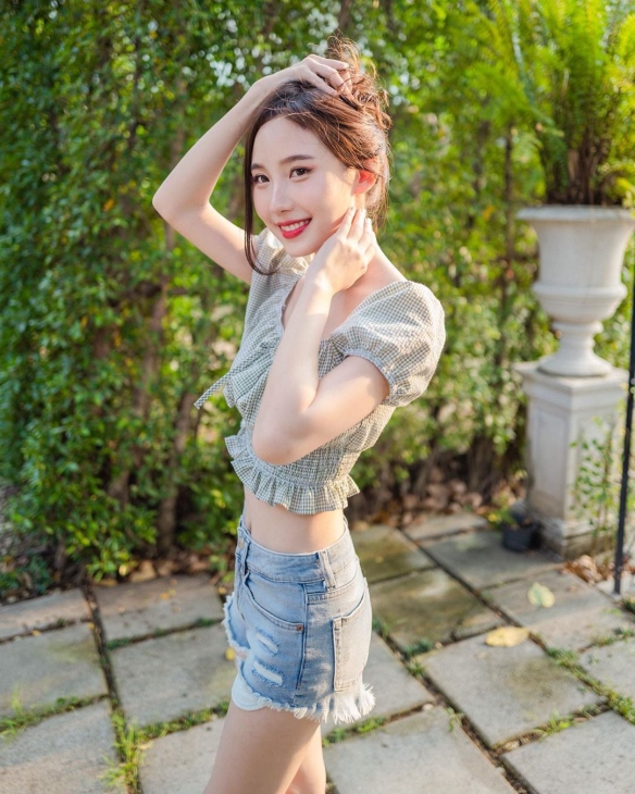 前凸後翹性感迷人！泰國版“新垣結衣”（May Sitapha）END-第1章-图片1