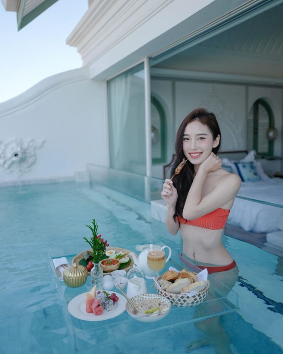 前凸後翹性感迷人！泰國版“新垣結衣”（May Sitapha）END-第1章-图片11