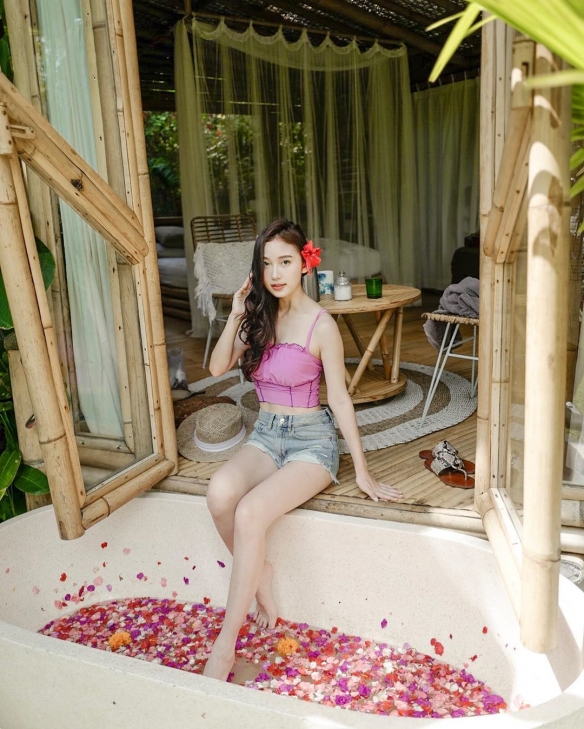 前凸後翹性感迷人！泰國版“新垣結衣”（May Sitapha）END-第1章-图片14