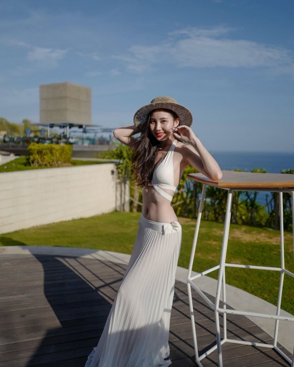 前凸後翹性感迷人！泰國版“新垣結衣”（May Sitapha）END-第1章-图片16