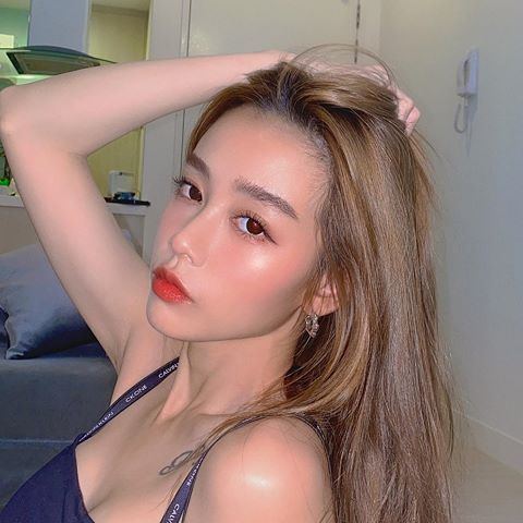 大馬新女神一Michiyo Ho 何戀慈-第1章-图片11