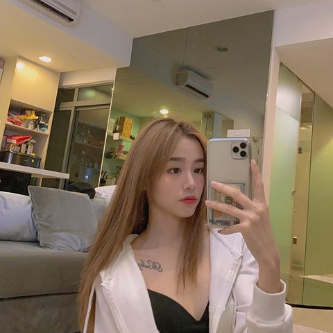 大馬新女神一Michiyo Ho 何戀慈-第1章-图片15