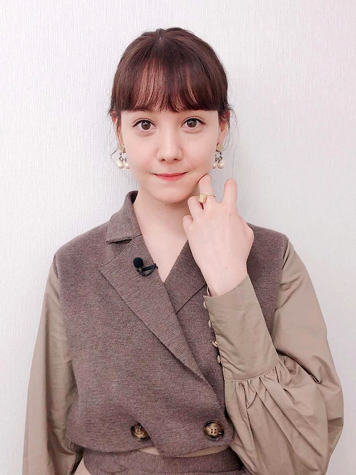 特林德爾玲奈日劇演出中以性感寫真展示混血美貌一流身材-第1章-图片35