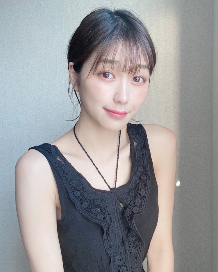 才22歲的正妹成衣業者！-第1章-图片9