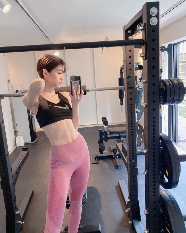 才22歲的正妹成衣業者！-第1章-图片15