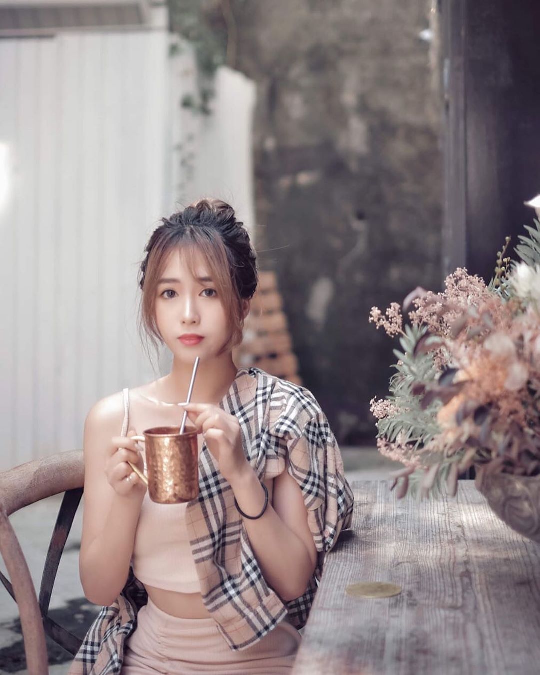 香港辣模伊琳深V傳授「浴袍式」-第1章-图片11