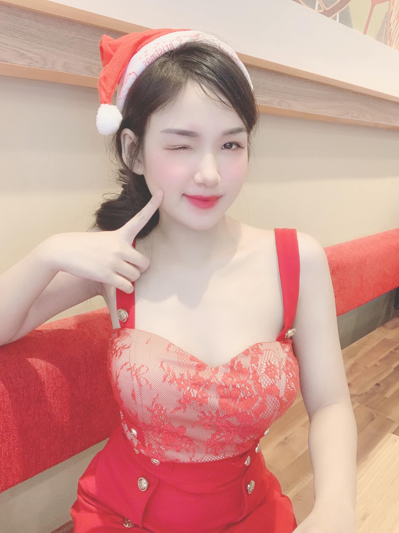 越南眼鏡妻 anne 性感秘書 LOOK 凸顯知性美-第1章-图片5