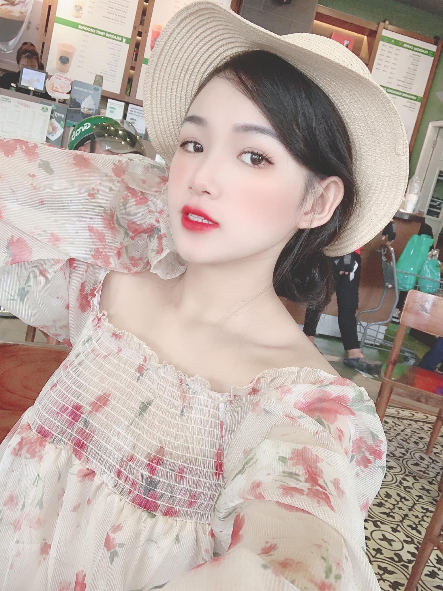 越南眼鏡妻 anne 性感秘書 LOOK 凸顯知性美-第1章-图片11