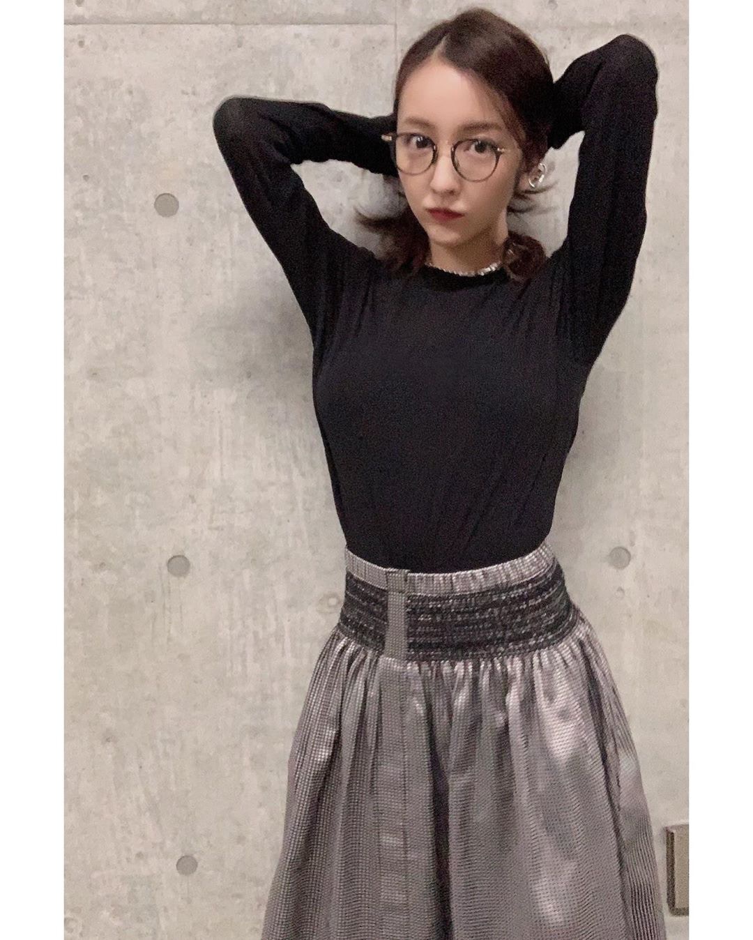 板野友美IG罕見曬性感好身材 小蠻腰先繫網友「重點」-第1章-图片19