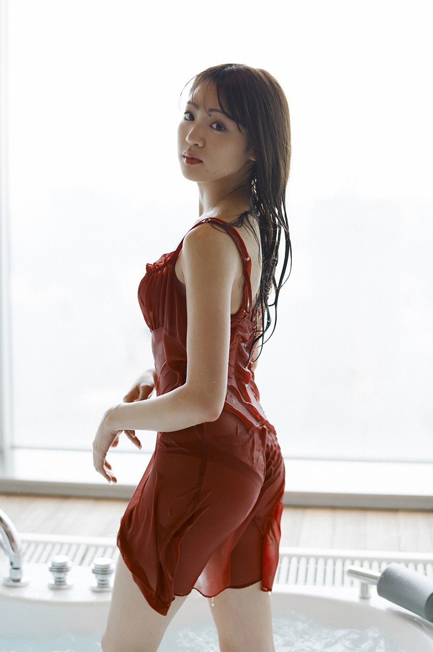 志田友美 號稱日本偶像界第一美腿-第1章-图片8