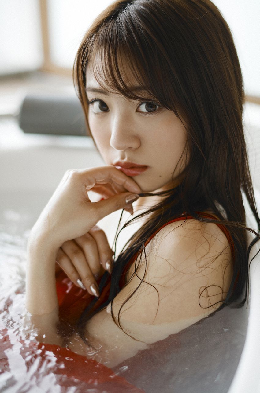 志田友美 號稱日本偶像界第一美腿-第1章-图片14