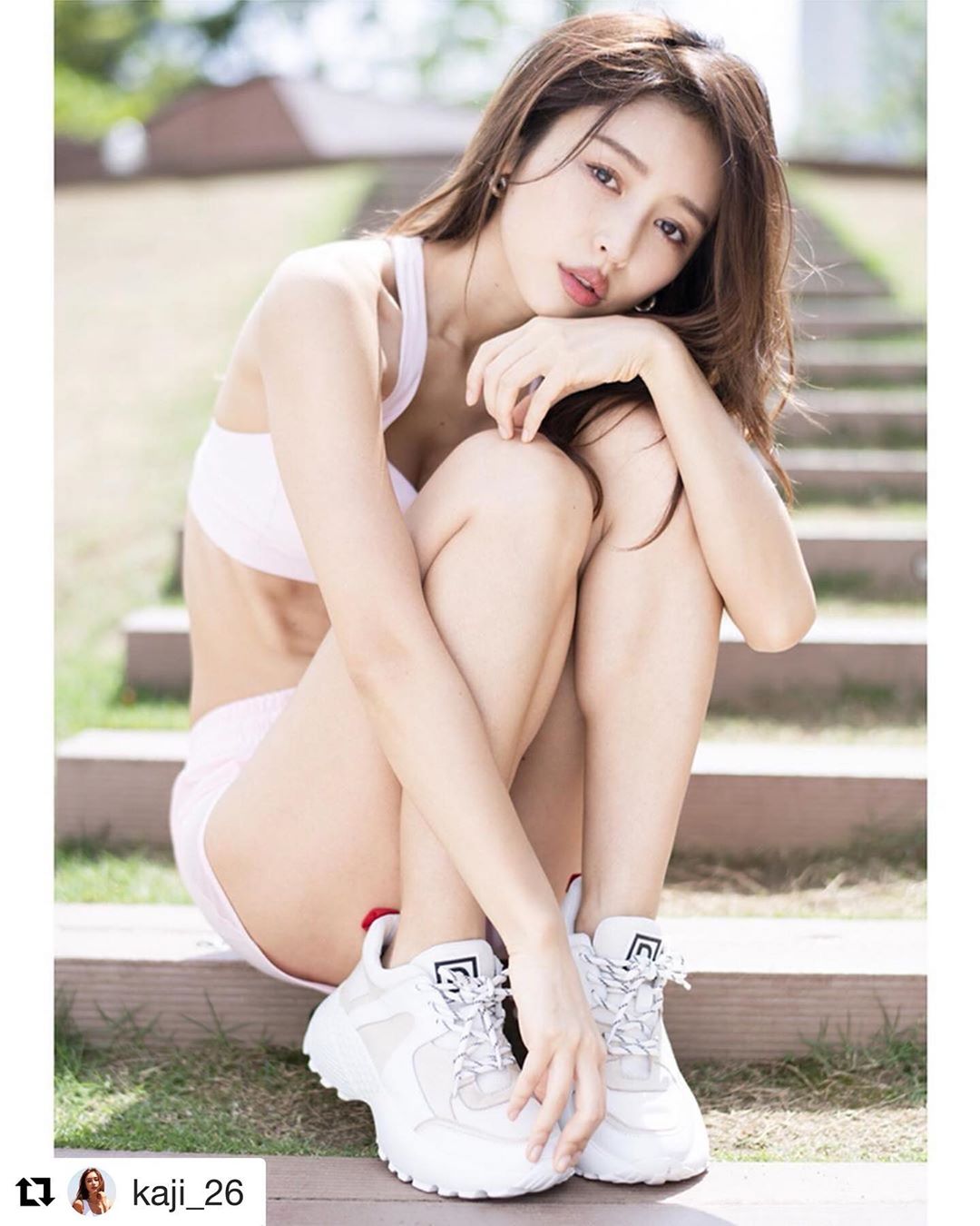 加治瞳 最美腰臀女歌手解放性感...火辣程度破表-第1章-图片16