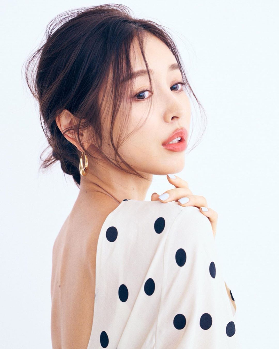 加治瞳 最美腰臀女歌手解放性感...火辣程度破表-第1章-图片18