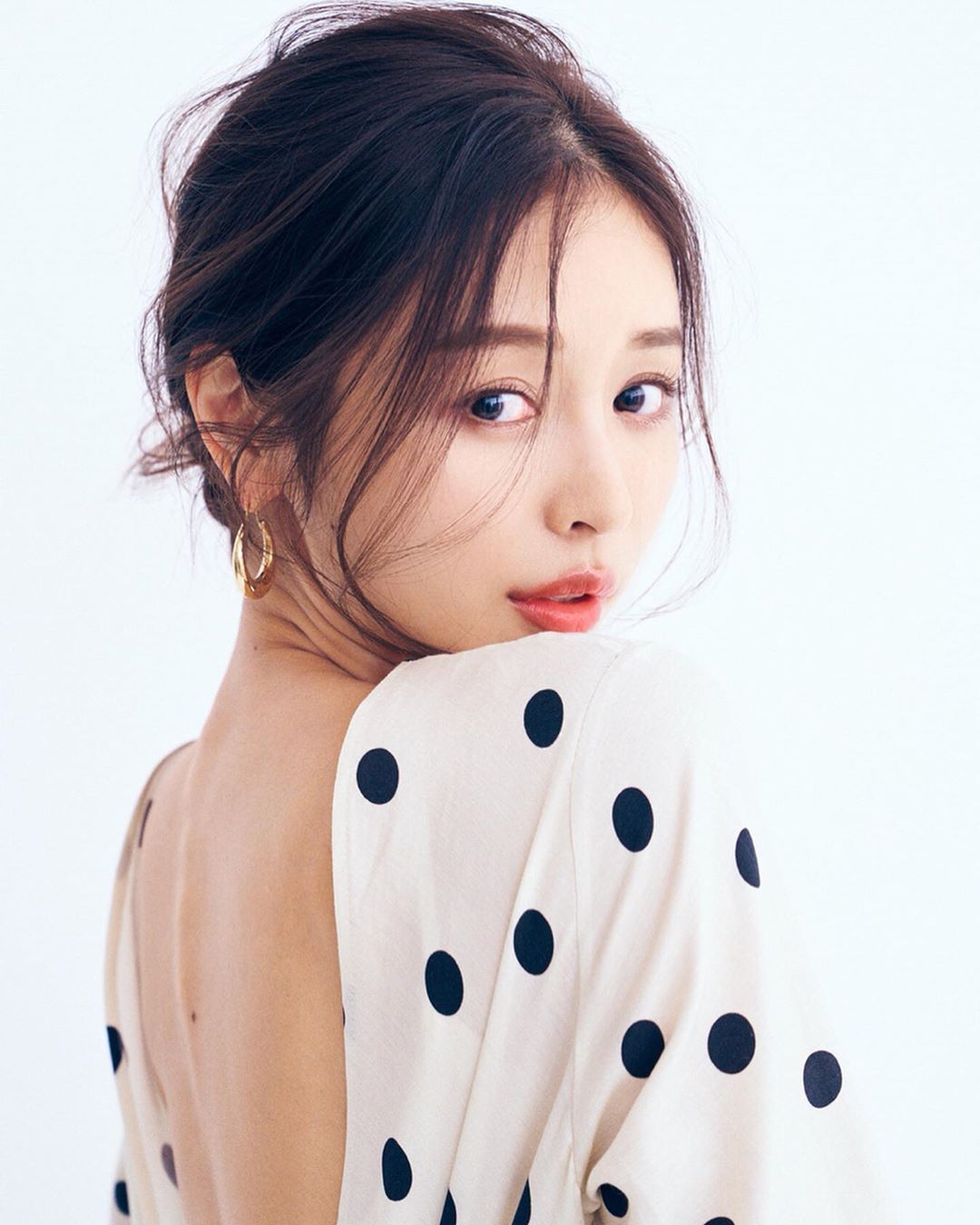 加治瞳 最美腰臀女歌手解放性感...火辣程度破表-第1章-图片17