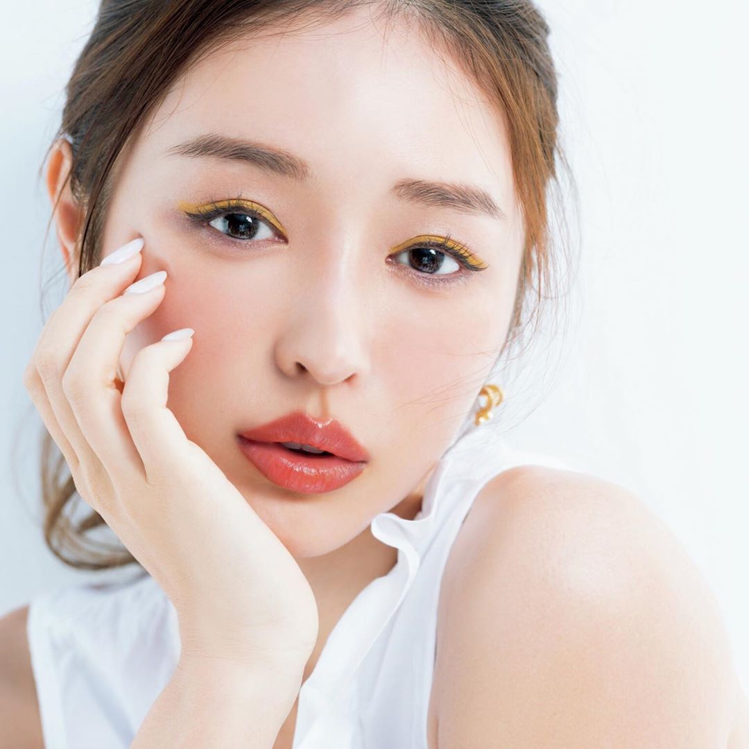 加治瞳 最美腰臀女歌手解放性感...火辣程度破表-第1章-图片26