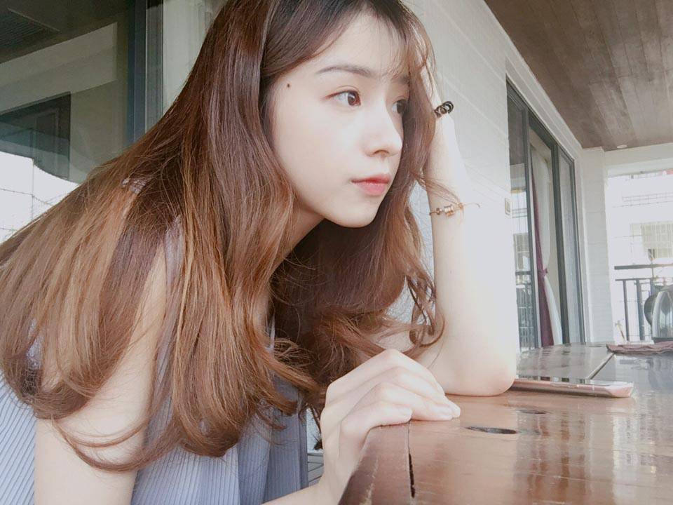 周二珂 「電競田馥甄」超人氣網紅主播 歌聲太好聽了-第1章-图片4