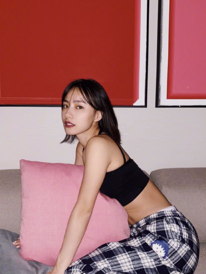 甜系健身美女「陳暖央」用甜美笑容與完美身材融化你的心！-第1章-图片8