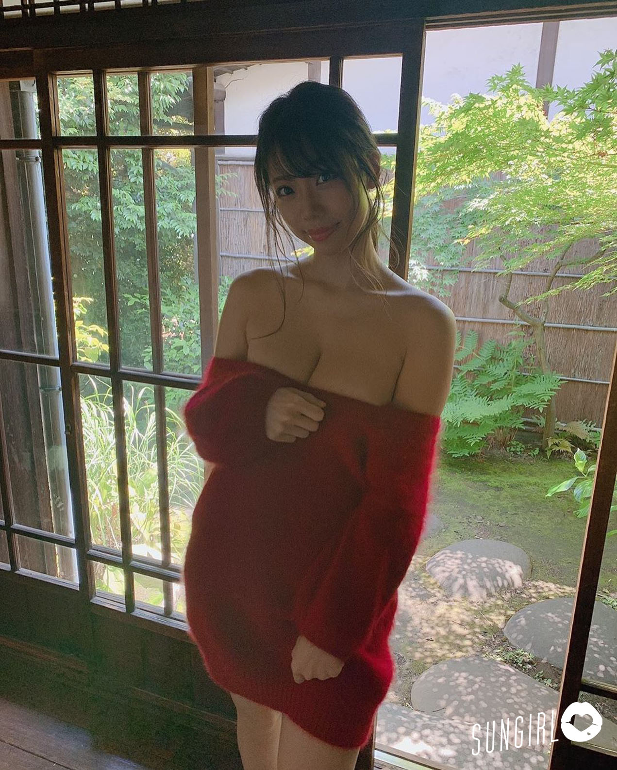 鈴木ふみ奈、布丁奶女優極致逆天身材 看3秒已經是極限!-第1章-图片17