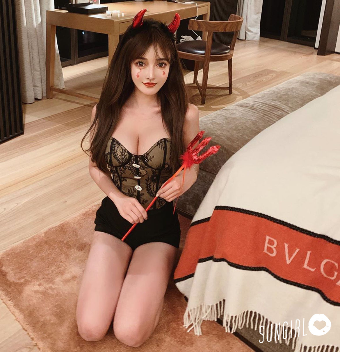 Katherine Han、G奶甜心穿上丁字比基尼露出渾圓屁屁，網友海翻適合使用肛棒美臀！-第1章-图片15