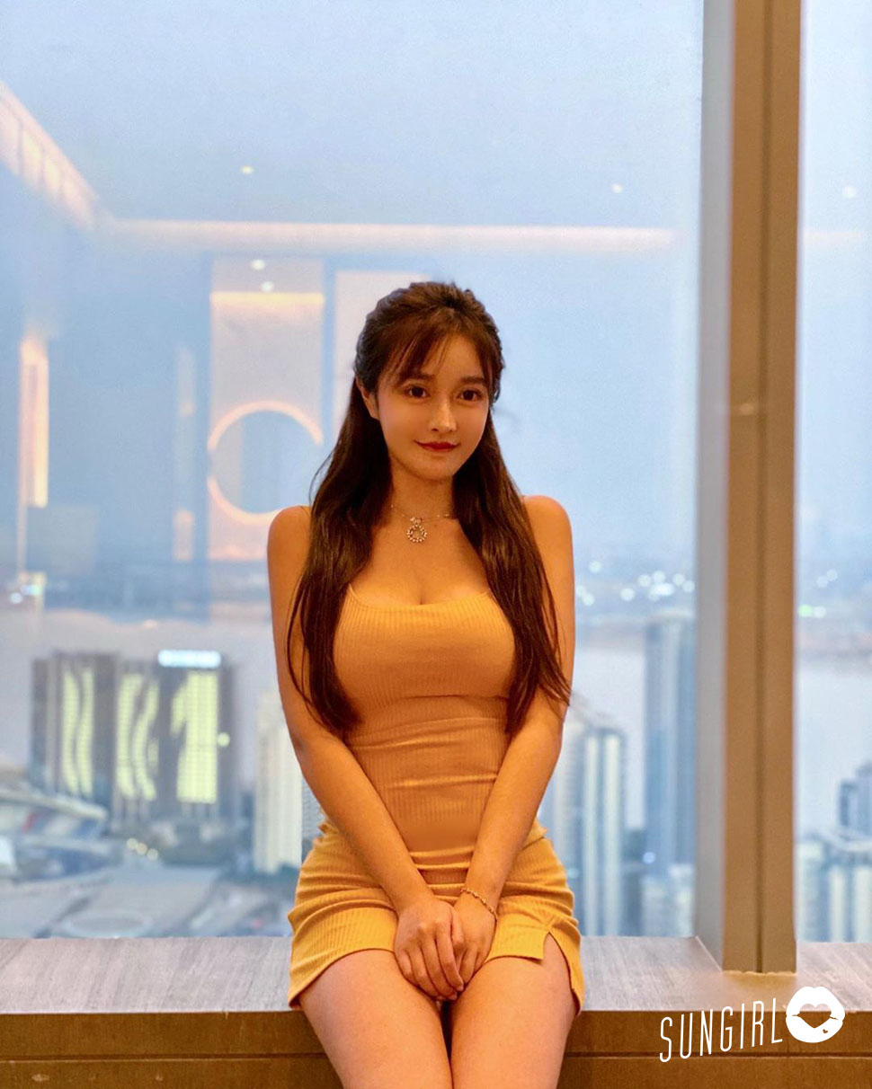 Katherine Han、G奶甜心穿上丁字比基尼露出渾圓屁屁，網友海翻適合使用肛棒美臀！-第1章-图片18