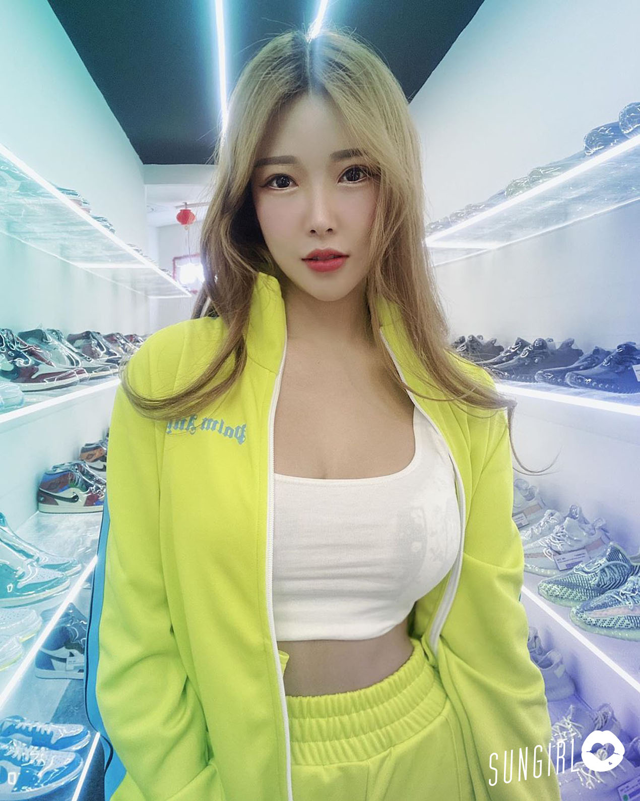 大馬正妹 顔妃 Gatita、正妹販售情趣用品 開箱實際體驗 大方解放身體需求-第1章-图片7