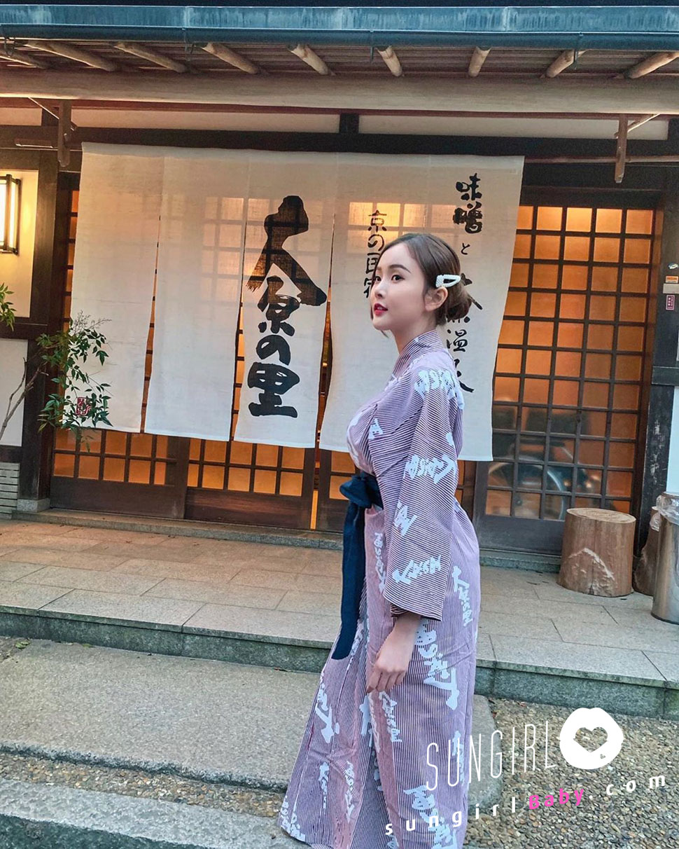 宜霏 Yifeis、大馬正妹超過42萬人追蹤 時尚博主豐滿上圍很搶鏡-第1章-图片17