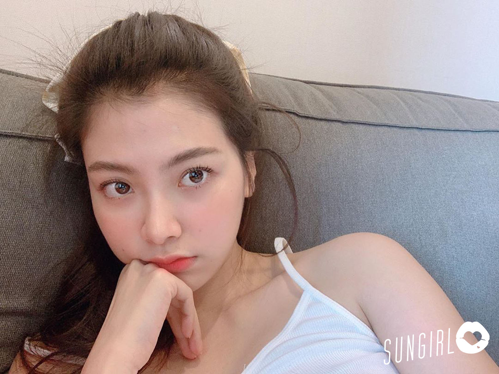 泰國正妹 平采娜 演員、初戀女神長大了!嘗試性感內衣廣告拍攝-第1章-图片9