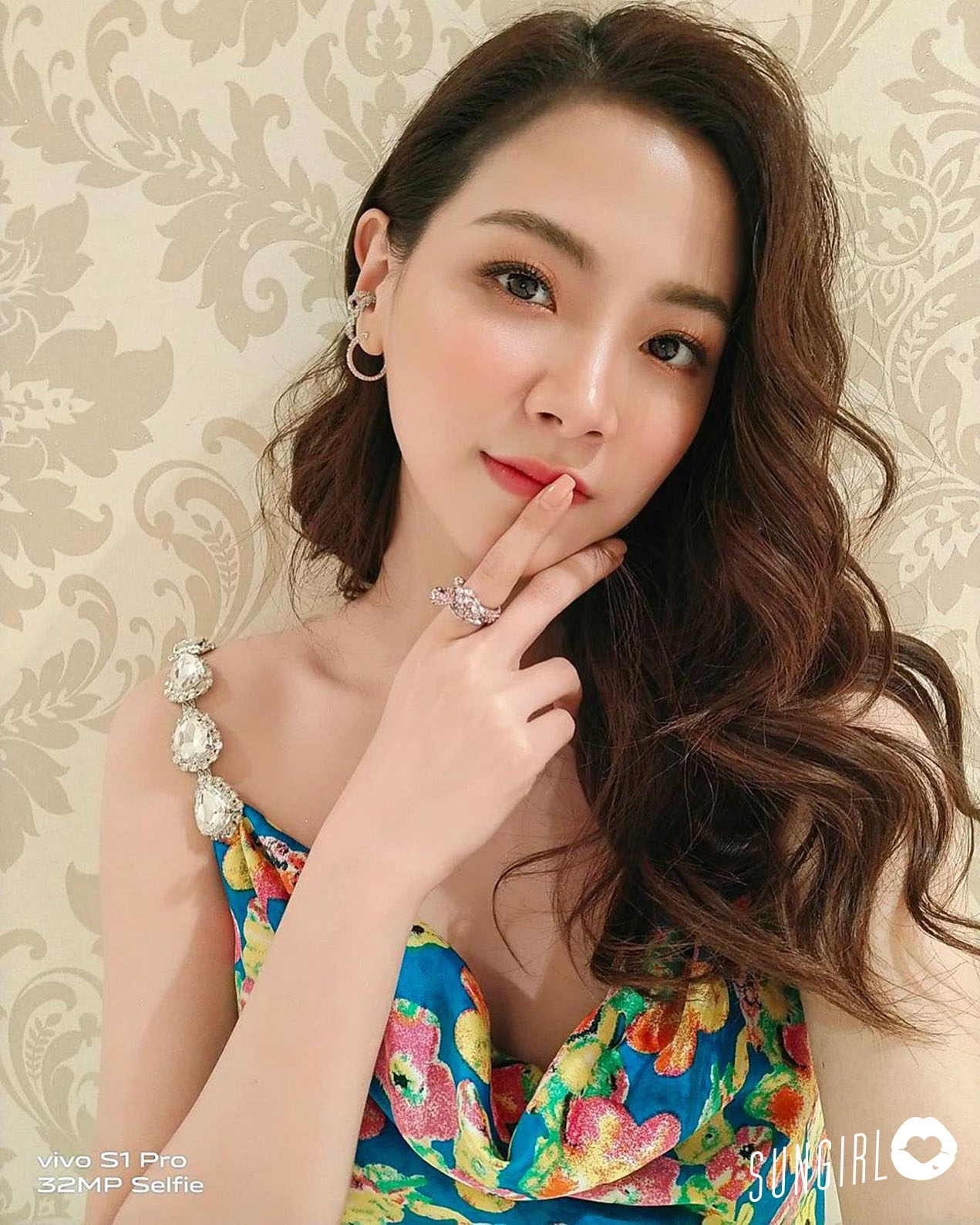 泰國正妹 平采娜 演員、初戀女神長大了!嘗試性感內衣廣告拍攝-第1章-图片12