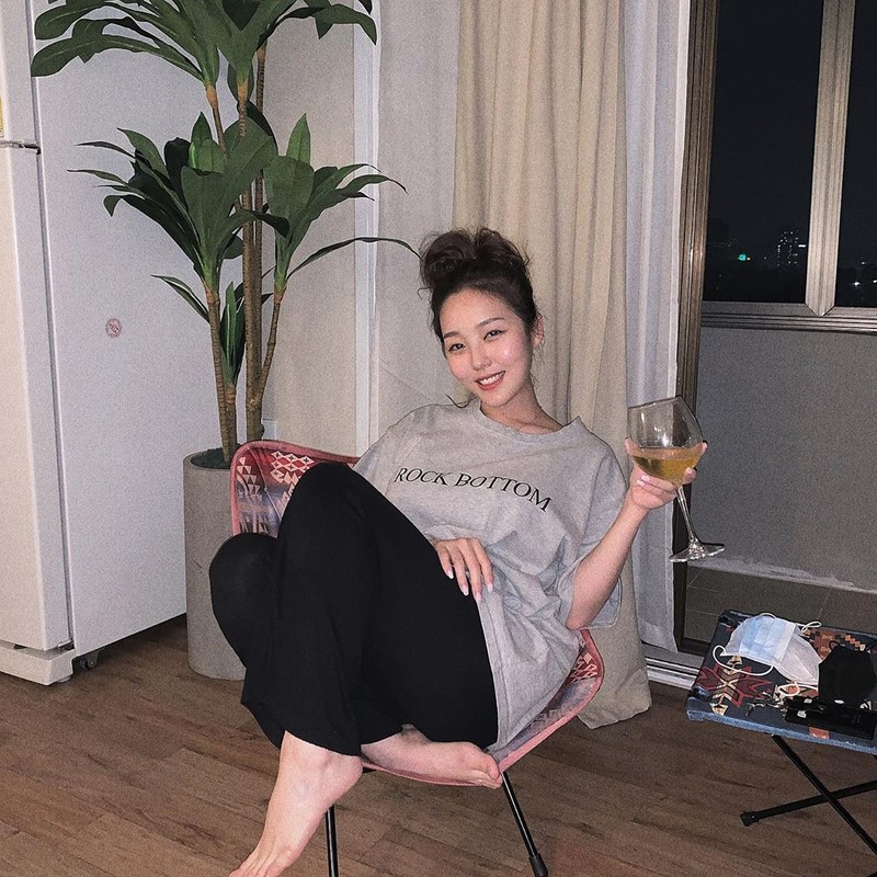 完全保不住的好身材～李青敏（이유민）-第1章-图片2